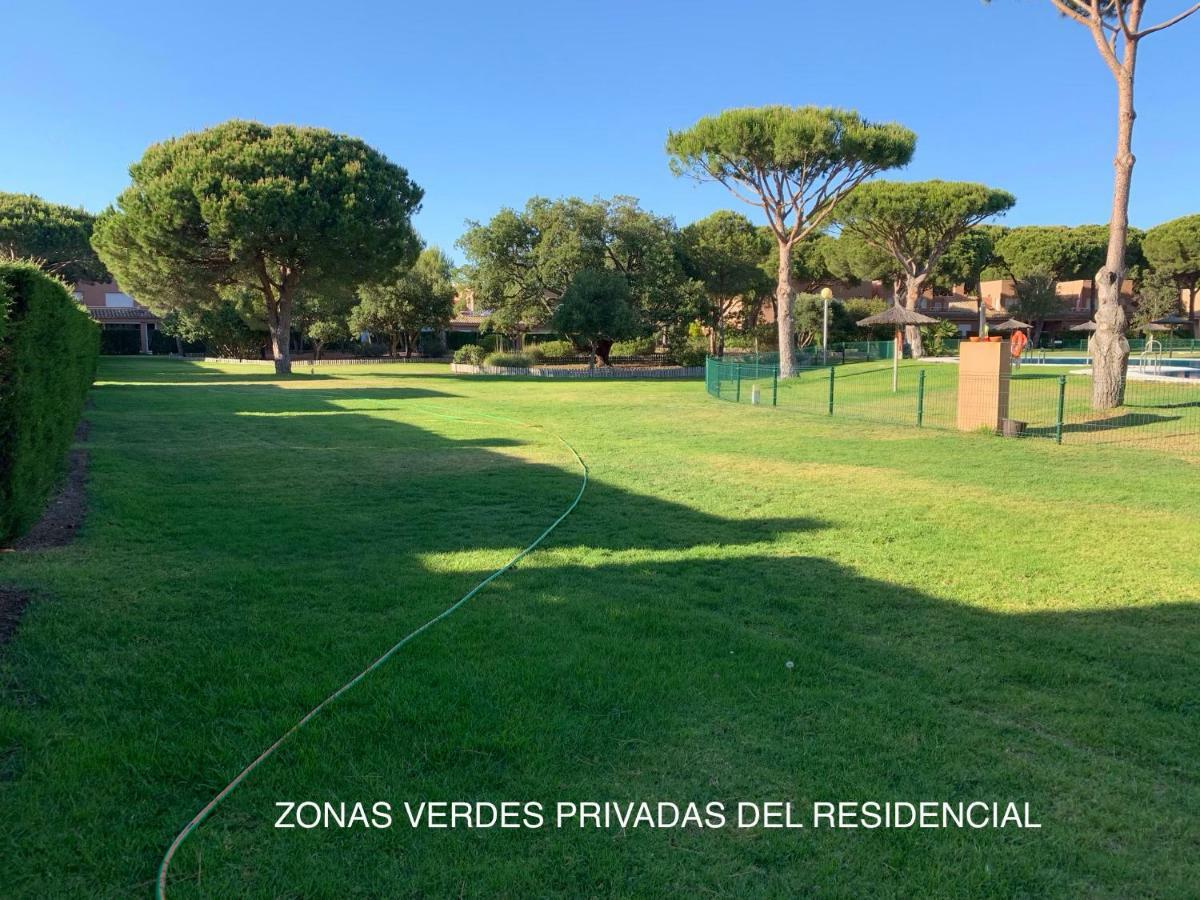 Вилла Novo Sancti Petri - Adosado Residencial El Trebol - Chiclana Чиклана-де-ла-Фронтера Экстерьер фото