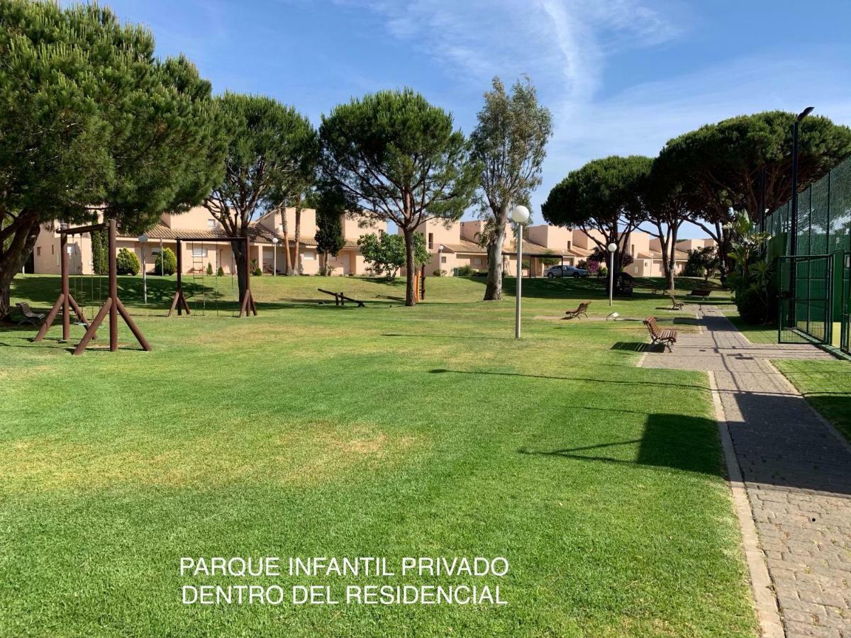 Вилла Novo Sancti Petri - Adosado Residencial El Trebol - Chiclana Чиклана-де-ла-Фронтера Экстерьер фото