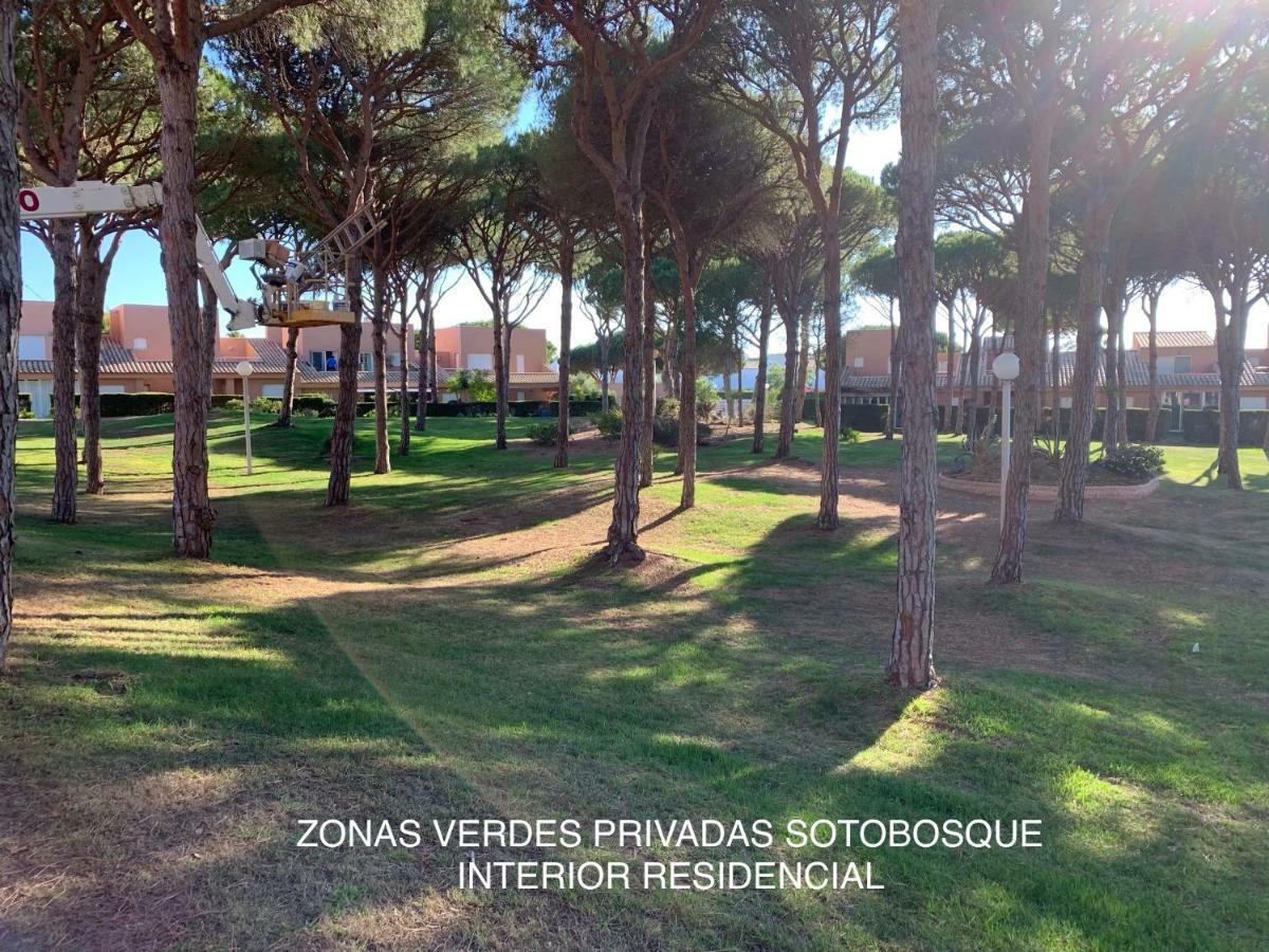 Вилла Novo Sancti Petri - Adosado Residencial El Trebol - Chiclana Чиклана-де-ла-Фронтера Экстерьер фото