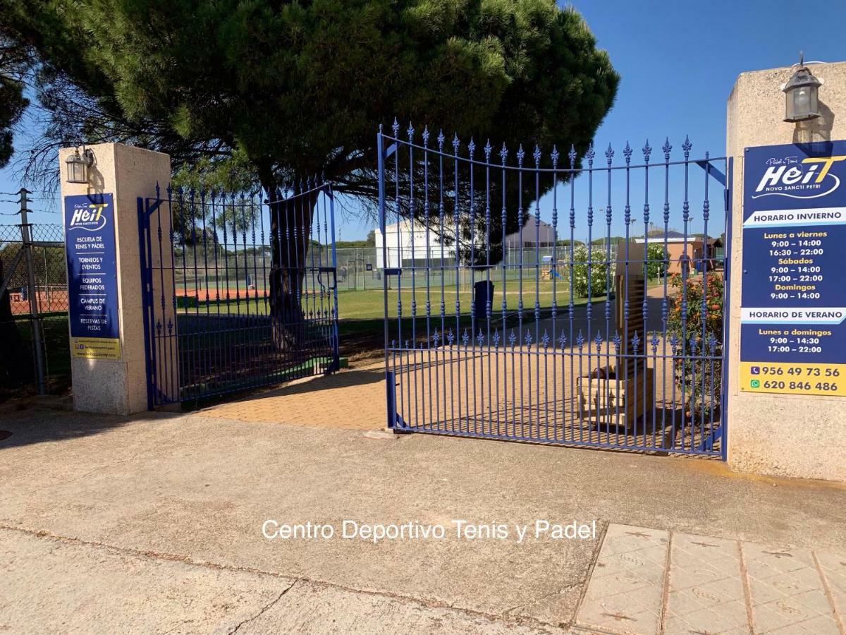 Вилла Novo Sancti Petri - Adosado Residencial El Trebol - Chiclana Чиклана-де-ла-Фронтера Экстерьер фото