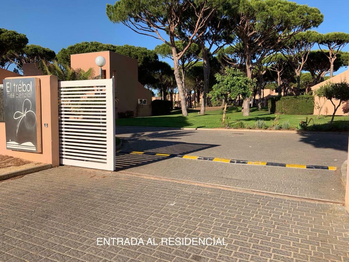 Вилла Novo Sancti Petri - Adosado Residencial El Trebol - Chiclana Чиклана-де-ла-Фронтера Экстерьер фото
